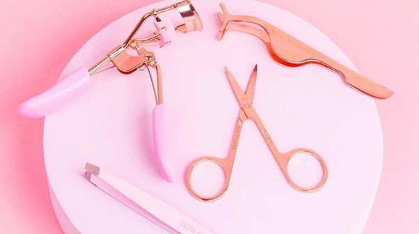 The DOL guide to essential eyelash tools - Dose of Lashes