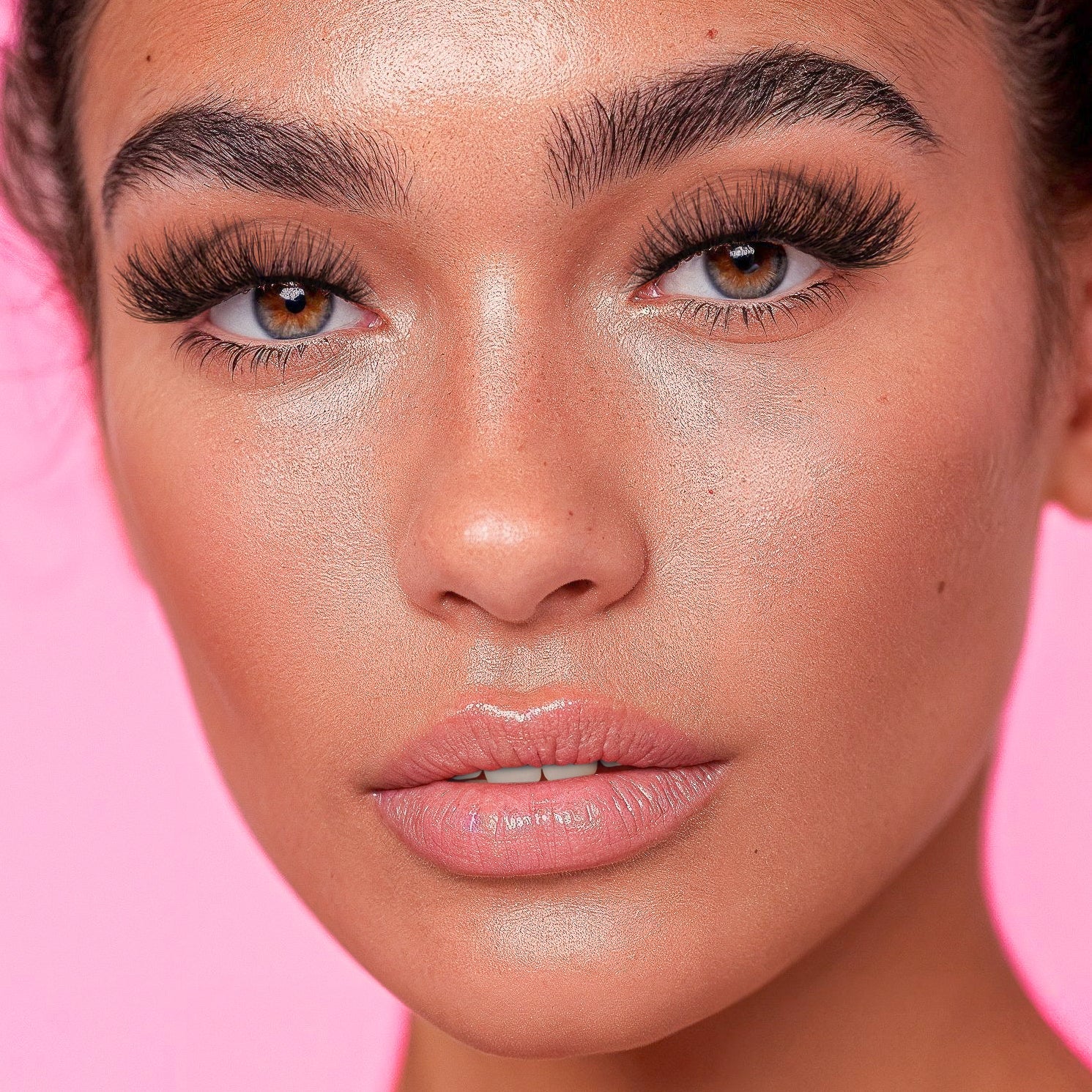 Applying False Eyelashes